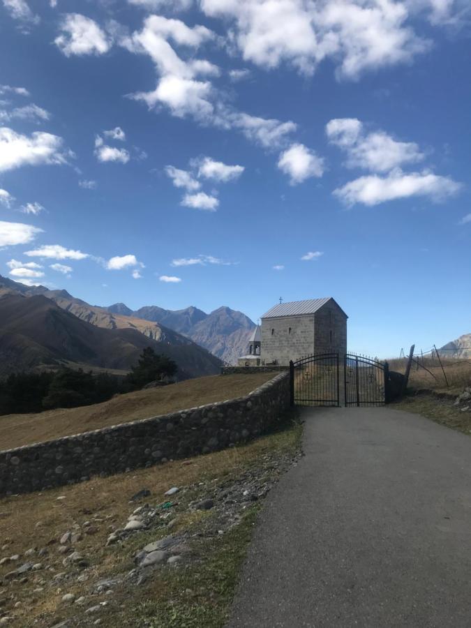 Come & Rest Kazbegi Bagian luar foto