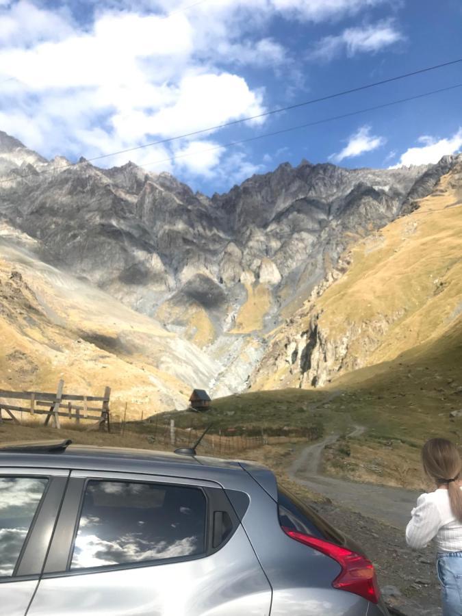 Come & Rest Kazbegi Bagian luar foto