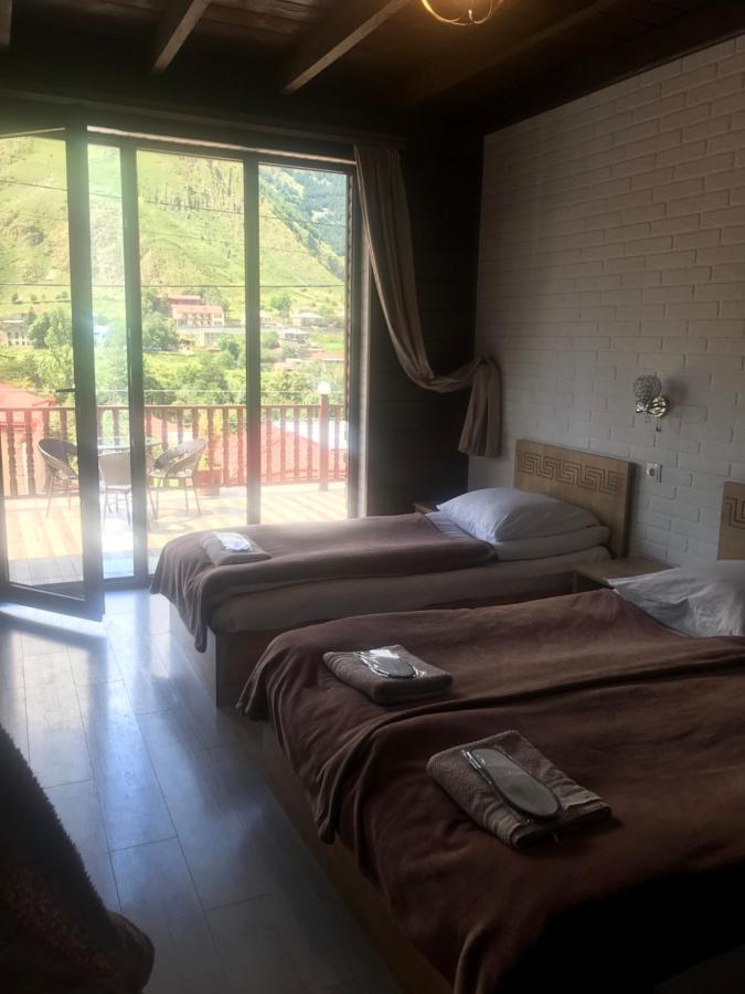 Come & Rest Kazbegi Bagian luar foto