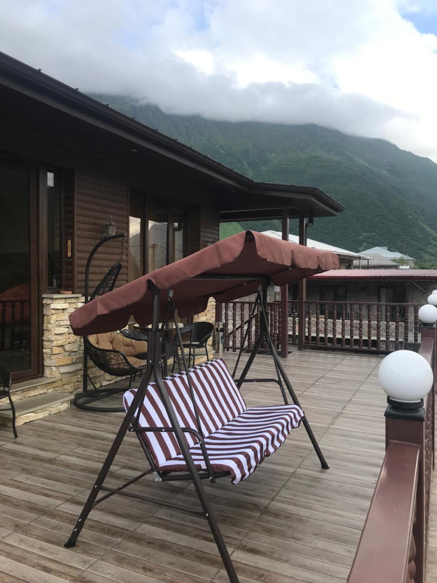 Come & Rest Kazbegi Bagian luar foto